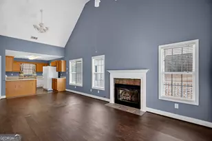 107 Waters Edge Dr, Lagrange, GA 30240 - Photo 9