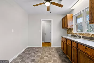 257 Fayetteville Road, Fairburn, GA 30213 - Photo 11