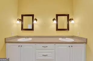 1225 E Hampton Dr, Statesboro, GA 30461 - Photo 25