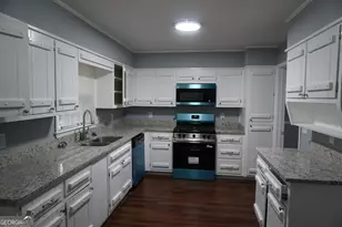 9243 Seminole Rd, Jonesboro, GA 30236 - Photo 9