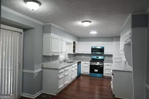 9243 Seminole Rd, Jonesboro, GA 30236 - Photo 11