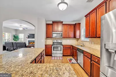 128 Shoal Park Drive, McDonough, GA 30252 - Photo 13