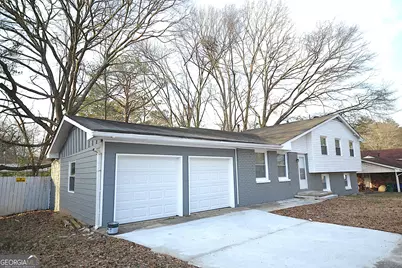 1865 Oxford Drive, Morrow, GA 30260 - Photo 3