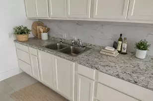 217 Barnesville St, Thomaston, GA 30286 - Photo 11