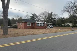 1300 Stonewall St, Dublin, GA 31021 - Photo 9