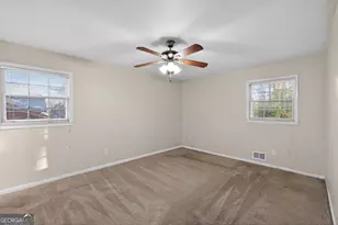 1201 Hunters Glen Dr, Stone Mountain, GA 30083 - Photo 15