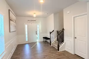 1040 Shadow Glen Drive, Fairburn, GA 30213 - Photo 3