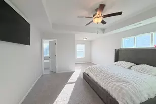 1040 Shadow Glen Drive, Fairburn, GA 30213 - Photo 13