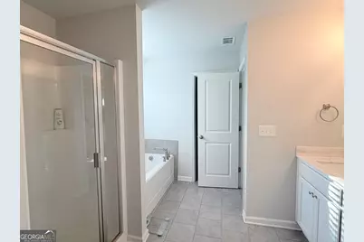 1040 Shadow Glen Drive, Fairburn, GA 30213 - Photo 17