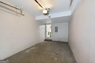 730 Brittany Ct, Stone Mountain, GA 30083 - Photo 3