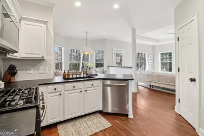 12245 Greenmont Walk, Alpharetta, GA 30009 - Photo 5