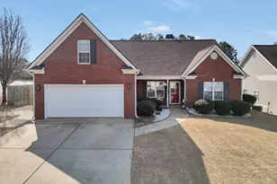 1501 Queen Elizabeth Dr, Locust Grove, GA 30248 - Photo 1