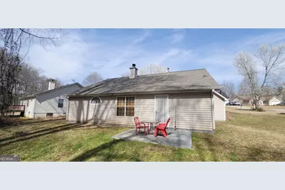 10282 Commons Crossing, Jonesboro, GA 30238 - Photo 3