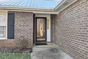 137 Hilo Rd, Fayetteville, GA 30215 - Photo 3