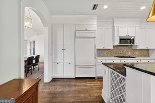 105 Hawkins Island Cir, Saint Simons, GA 31522 - Photo 29