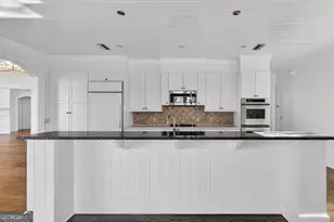 105 Hawkins Island Cir, Saint Simons, GA 31522 - Photo 29