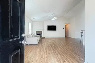 203 Jerry Dr, Hogansville, GA 30230 - Photo 3