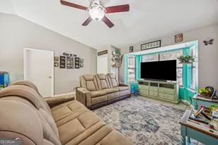 168 Dogwood Cir, Saint Marys, GA 31558 - Photo 3