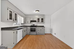 2540 Hartford Dr, Ellenwood, GA 30294 - Photo 11