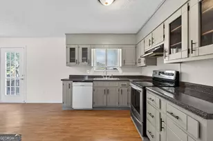 2540 Hartford Dr, Ellenwood, GA 30294 - Photo 13