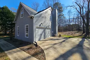 150 Park Timbers Dr, Sharpsburg, GA 30277 - Photo 3