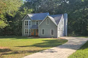 150 Park Timbers Dr, Sharpsburg, GA 30277 - Photo 1