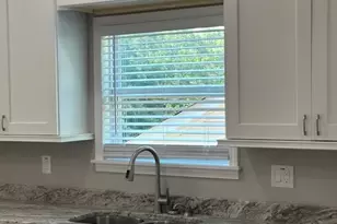 222 Taylor Cir, Palmetto, GA 30268 - Photo 7