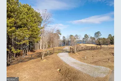1282 Striper Cove, Tignall, GA 30668 - Photo 5