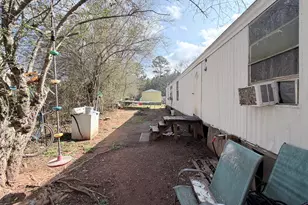 4334 Log Cabin Rd, White Plains, GA 30678 - Photo 7