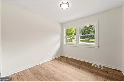 3981 Rutgers Drive SW, Atlanta, GA 30331 - Photo 9