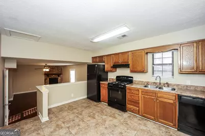 284 Independence Drive, Jonesboro, GA 30238 - Photo 5