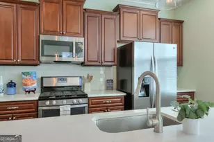 7205 Lowery Oak Dr, Roswell, GA 30075 - Photo 13