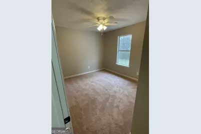 34 Canterbury Drive, Grantville, GA 30220 - Photo 9