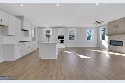 742 Crossroad Court SW, Powder Springs, GA 30127 - Photo 5