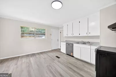 1049 Boulevard, Macon, GA 31211 - Photo 9