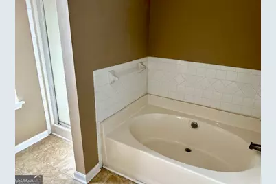 4034 Robin Circle, Atlanta, GA 30349 - Photo 5