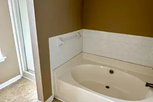 4034 Robin Cir, Atlanta, GA 30349 - Photo 5