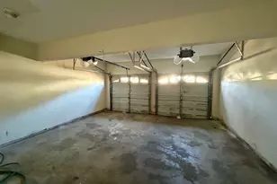 4034 Robin Cir, Atlanta, GA 30349 - Photo 19