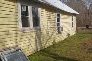 311 Flowers Dr, Blakely, GA 39823 - Photo 9