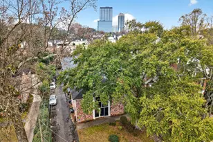 3668 Kingsboro Rd NE, Atlanta, GA 30319 - Photo 13