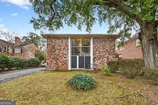 3668 Kingsboro Rd NE, Atlanta, GA 30319 - Photo 7