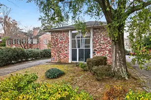 3668 Kingsboro Rd NE, Atlanta, GA 30319 - Photo 5