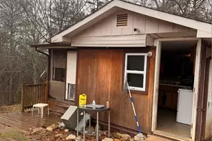 258 Persimmon St, Toccoa, GA 30577 - Photo 3