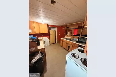 258 Persimmon St, Toccoa, GA 30577 - Photo 5