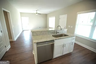 127 Avalon Trace, Statesboro, GA 30458 - Photo 9