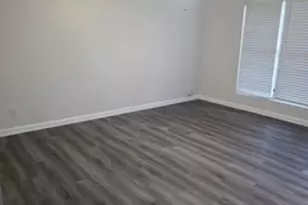 1364 Hollenbeck Ln, Riverdale, GA 30296 - Photo 13