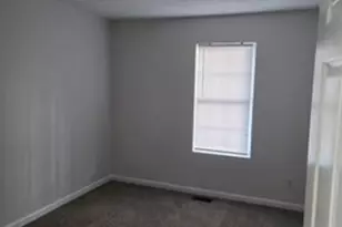 1364 Hollenbeck Ln, Riverdale, GA 30296 - Photo 5