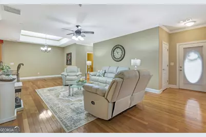 403 Commonwealth Cir, Newnan, GA 30263 - Photo 9
