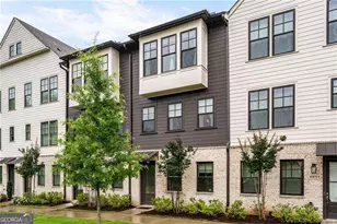 6635 Beacon Dr, Sandy Springs, GA 30328 - Photo 3