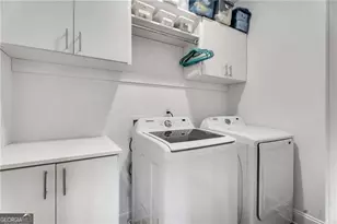 6635 Beacon Dr, Sandy Springs, GA 30328 - Photo 31